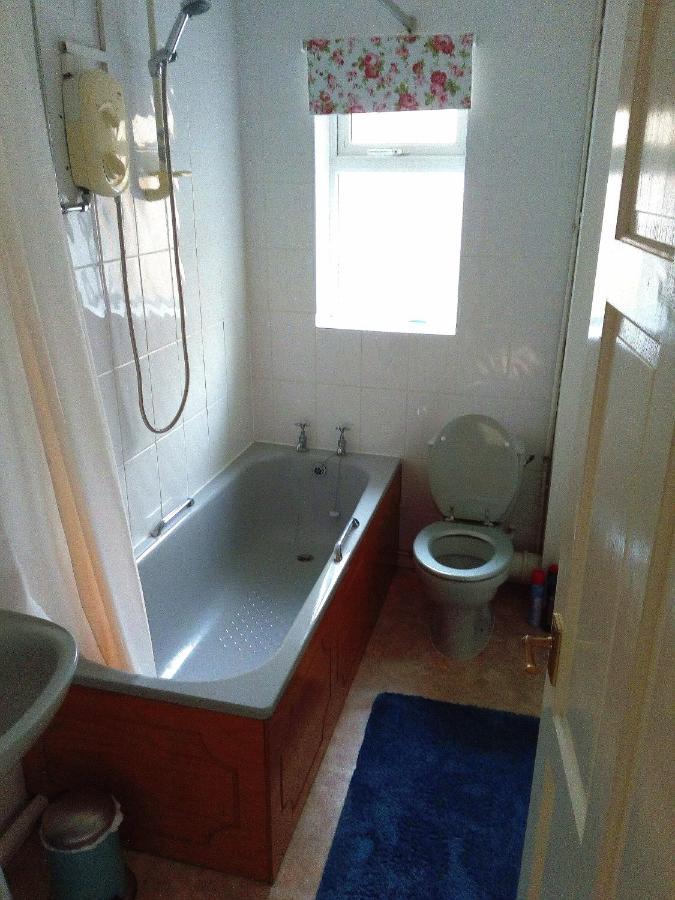 New CottageChalford エクステリア 写真